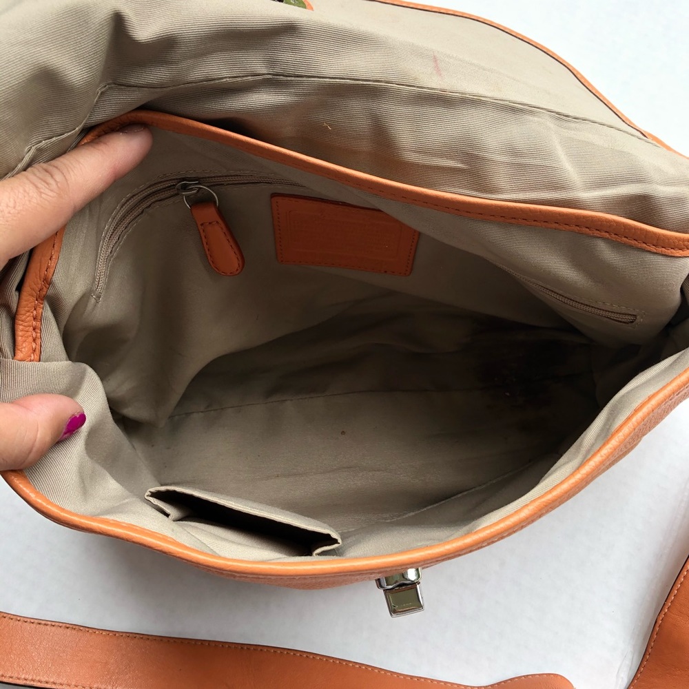 Coach Crossbody - Picture 7 of 8